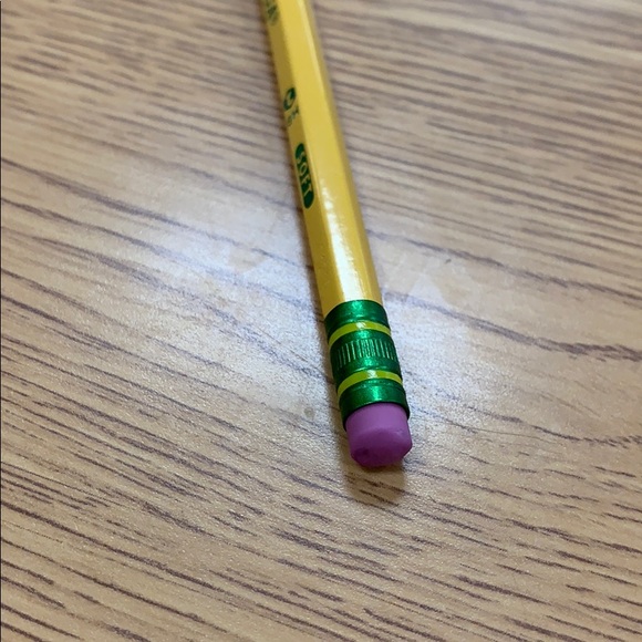✨💥50% off 💥✨Authentic Ticonderoga pencil. - Picture 3 of 3